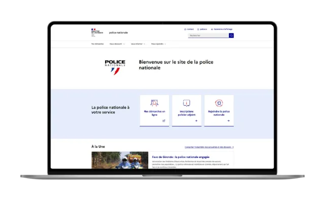 Page d'accueil du site de la Police Nationale avec des liens vers "Mes démarches en ligne", "Inscriptions policier adjoint" et "Rejoindre la police nationale".